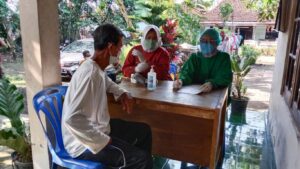 VAKSINASI SUSUR PADUKUHAN DI MARGOAGUNG