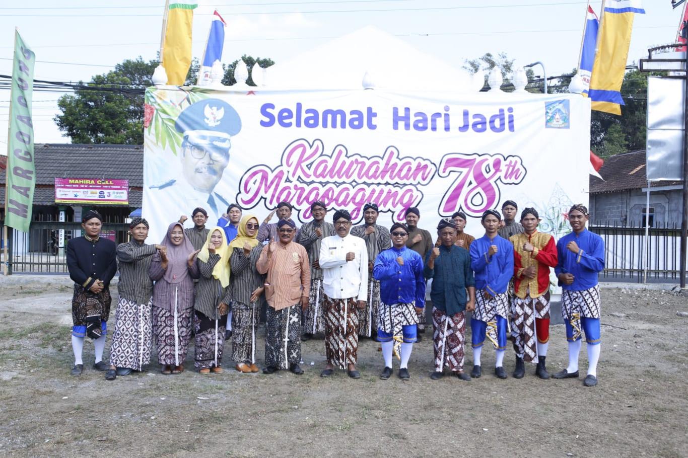 PAMONG KALURAHAN MARGOAGUNG